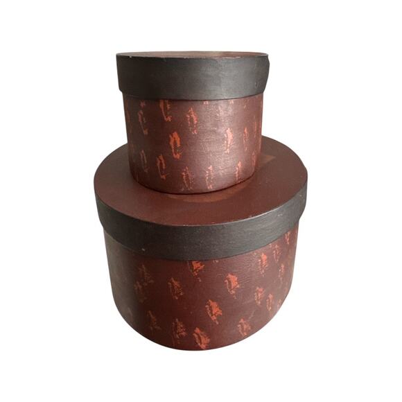 Set of Two Shaker Style Oval Balsa Boxes Heart Lids - Picture 9 of 10